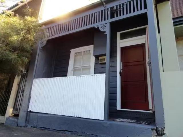 New 2 BR 188a Darling Street Street, Balmain House for rent L.