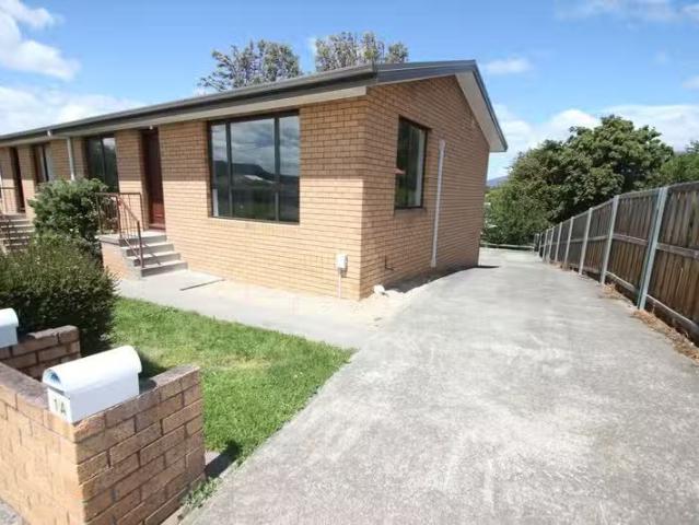 Cozy 2 BR 1a Austins Ferry Road, AUSTINS FERRY, TAS 7011 Uni.