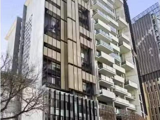 Deal! 2 BR 204/242 Flinders St, Adelaide Apartment for rent L.