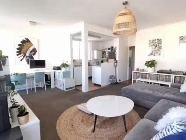 For Rent! 2 BR 2/154 Brighton Boulevard, BONDI BEACH Apartment.