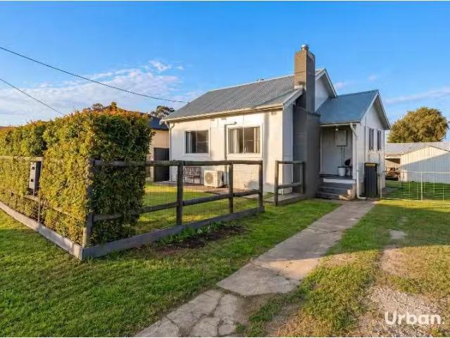 Unique 2 BR 21 Booth Street, Kurri Kurri House for rent Liste.