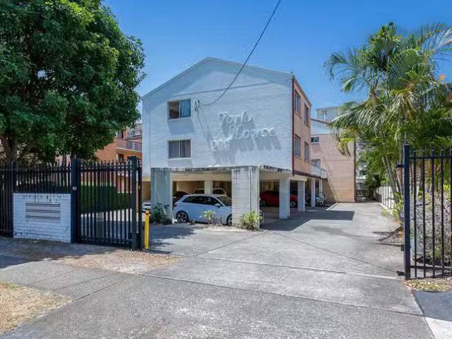 New 2 BR 2/203 Scarborough Street, Southport, QLD 4215