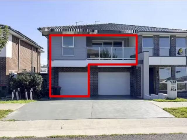 Charming 2 BR 2/24 Fenway Street, North Kellyville Townhouse f.