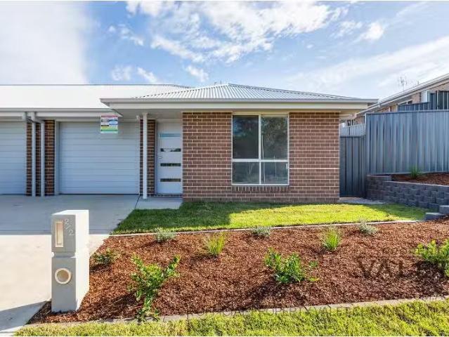 Unique 2 BR 2/2 Mapplewell Circuit, FARLEY Property for rent.