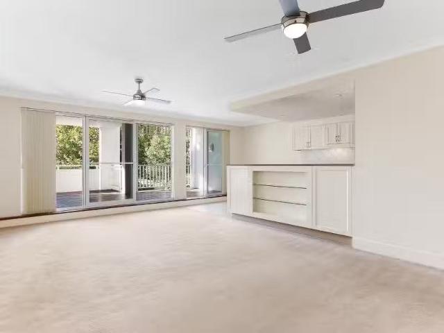 For Rent! 2 BR 23/56 Village Drive, Breakfast Point Apartment.