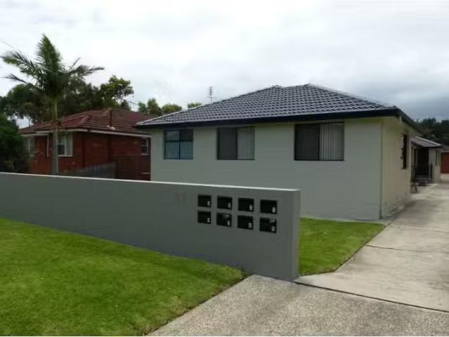 Just in! 2 BR 2/37 Parker Road, East Corrimal Apartment for re.