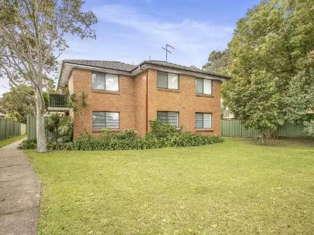 Nice 2 BR 2/476 Guildford Rd, GUILDFORD Apartment for rent Li.