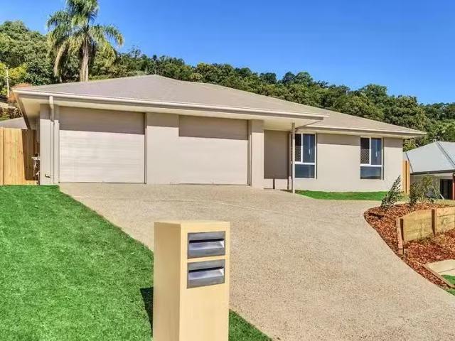 Nice 2 BR 2/4 Betsy Way, Nambour, QLD 4560