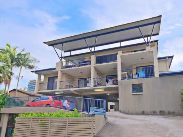 Cheap 2 BR 2/55 Sandford Street, St Lucia, QLD 4067