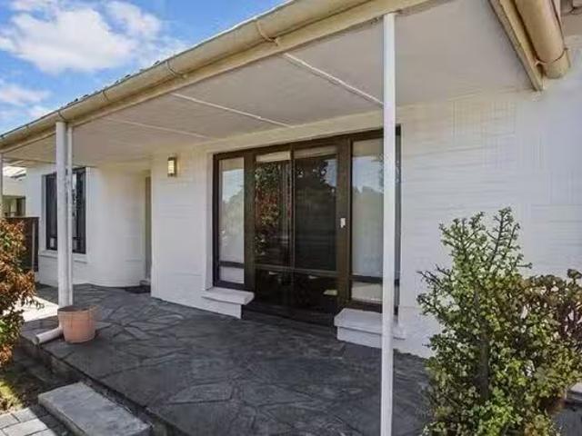 For Rent! 2 BR 25B Patricia Avenue, Camden Park, SA 5038