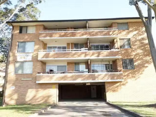 For Rent! 2 BR 27/88 92 Hughes Street, Cabramatta, NSW 2166
