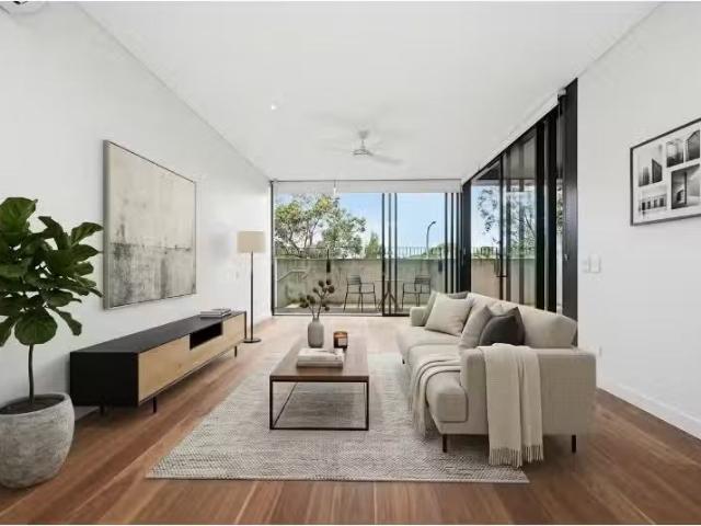 For Rent! 2 BR 28/1 Cawood Avenue, Little Bay Apartment for re.