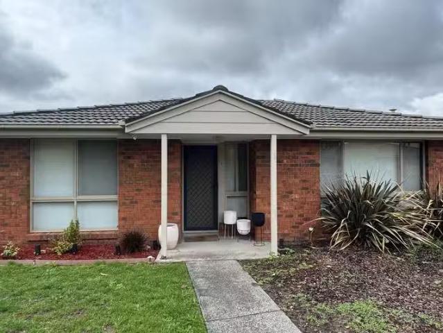 New 2 BR 2/83 Old Princess Highway, Beaconsfield, VIC 3807 U.