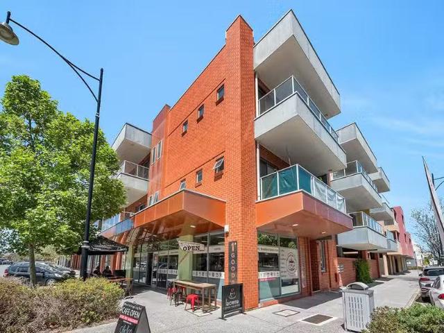 Just in! 2 BR 3/1 Goodall Parade, MAWSON LAKES, SA 5095 Apar.