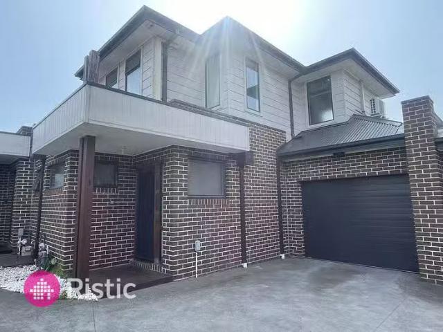For Rent! 2 BR 3/56 Richards Street, Lalor, VIC 3075