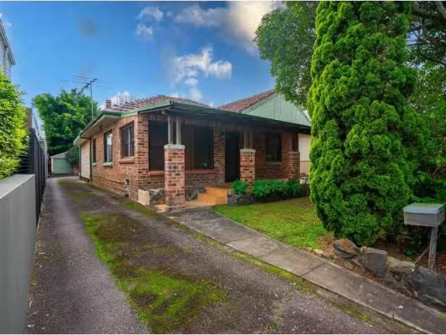 New 2 BR 36 Newcastle Street, HAMILTON NORTH House for rent L.