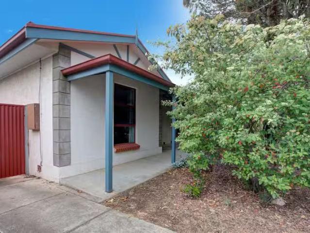 Nice 2 BR 3 Sellen Street, PORT LINCOLN, SA 5606 House for R.