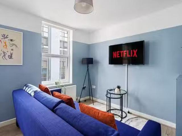 New 2 BR Thomas Street