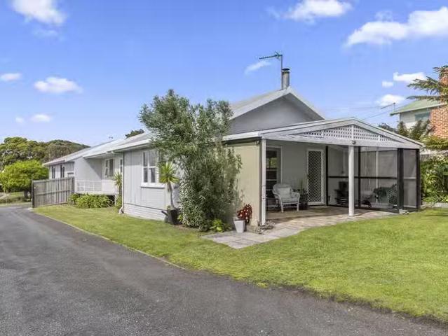 Unique 2 BR B/14 Main Street, Bridport, TAS 7262