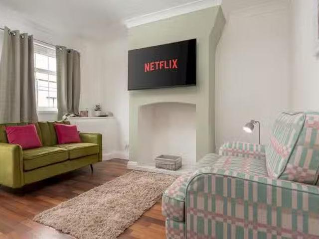 Rental! 2 BR East Prescot Road