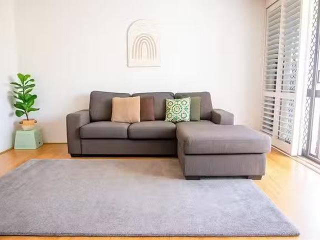 Cozy 2 BR Federation Avenue