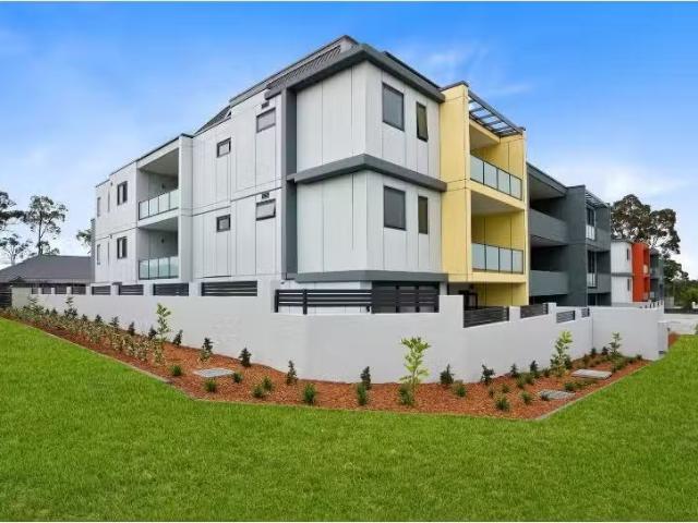 Nice 2 BR G11/12 14 Nightcap Street, North Kellyville Apartmen.