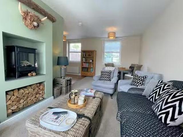For Rent! 2 BR George Street