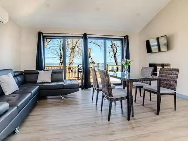 Rental! 2 BR Rice Lake Scenic Drive