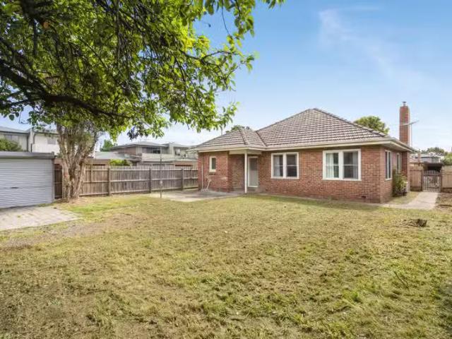 New 2 Enniss Avenue, Bentleigh East VIC 3165