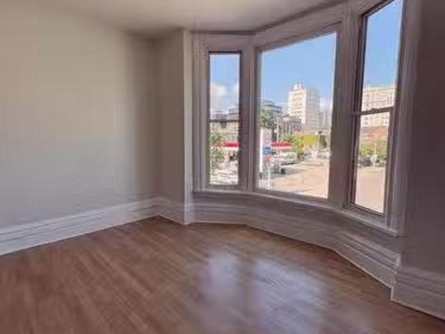 Just in! /2 John Street S, Hamilton, ON, L8N 2C3 investment.