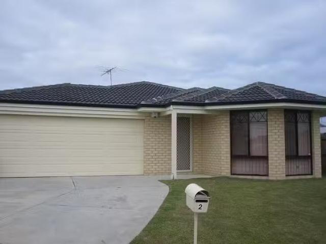 Nice 2 Navy Court, Quinns Rocks, WA 6030