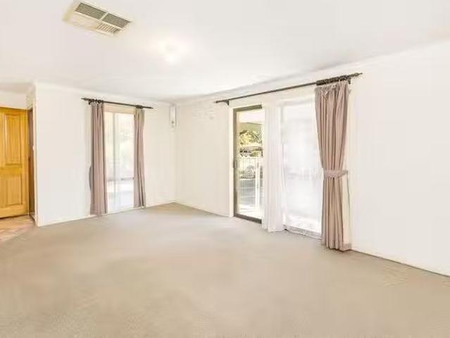 Deal! 2 Settlers Drive, Mildura, VIC 3500