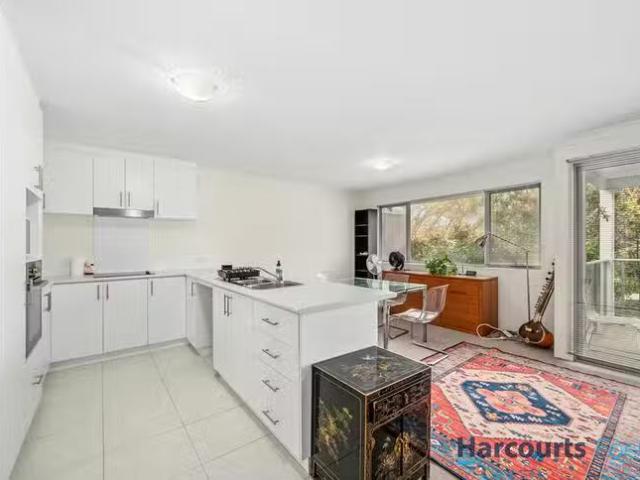 Rental! 2A/11 Student Loop, Coolbellup, WA 6163