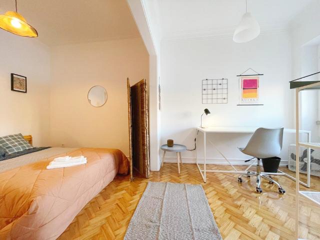 NeW* 2BD River View Alcântara: Home in Lx