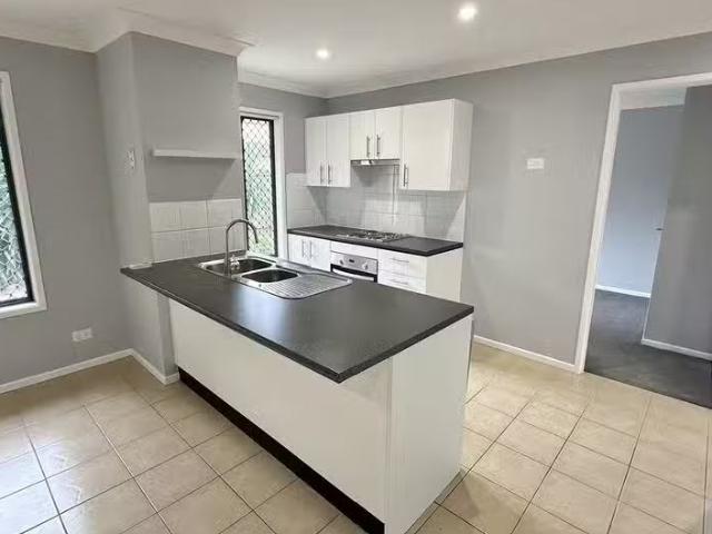 Just in! 30 Cairnscroft Street, Toogoolawah, QLD 4313