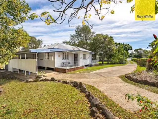 Charming 30 Charles Avenue, Logan Central, QLD 4114