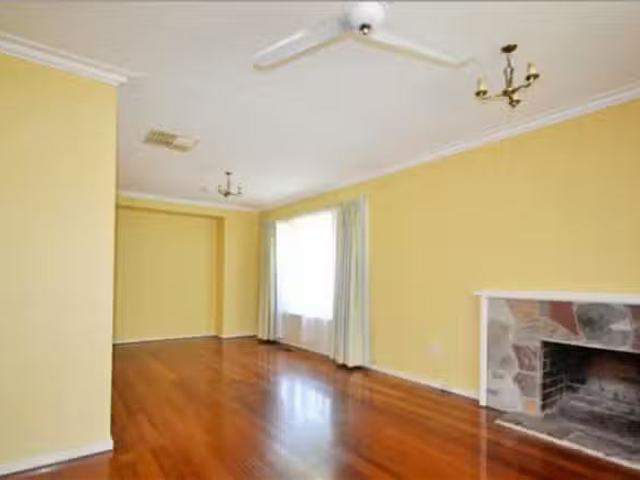 Nice 30 Felix Grove, Mooroolbark, VIC 3138