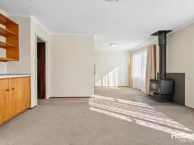 Just in! 30 Main Street, Sheffield, TAS 7306