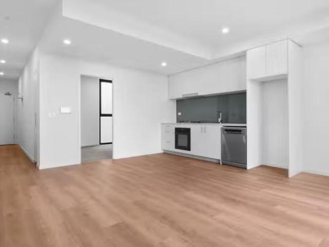 New 314/2 Bailey Cres, Oak Park VIC 3046