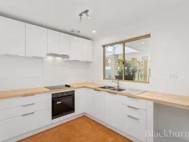 Just in! 3/14 Daley Street, Yokine, WA 6060