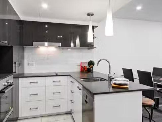 Cheap 31/1 Harrys Road, Taringa QLD 4068
