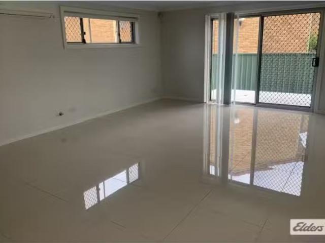 Cheap 3/12 Frances Street, Taree Apartment for rent Listed by.