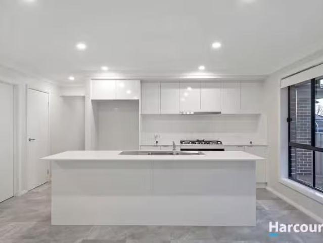 Cheap 312A Lake Road, Glendale, NSW 2285 House for Rent