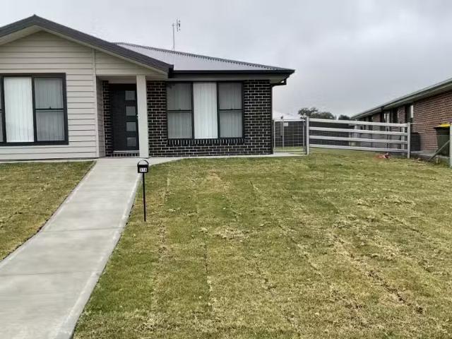 For Rent! 31a Peppercress Court, TAMWORTH House for rent List.