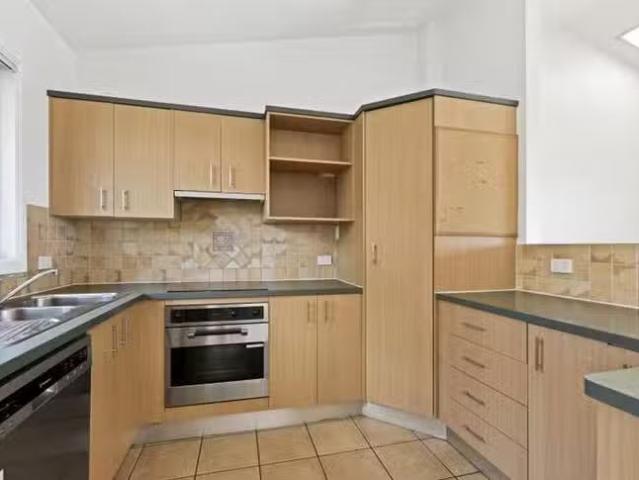 Charming 3/27 Flower Street, Windsor, QLD 4030
