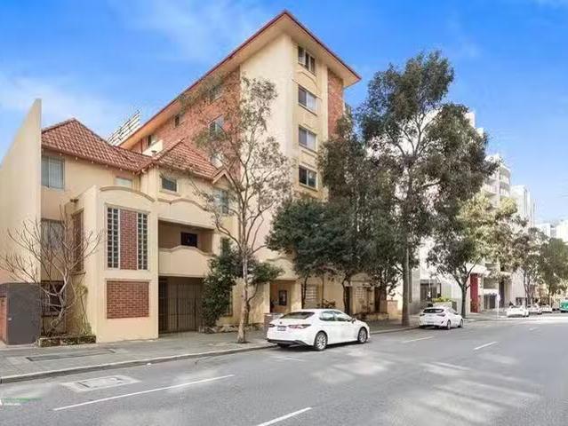 Unique 32/138 Adelaide Terrace, East Perth, WA 6004