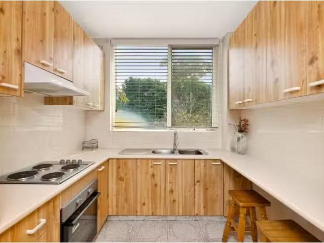 Charming 3/2 Garie Place, South Coogee Apartment for rent Lis.