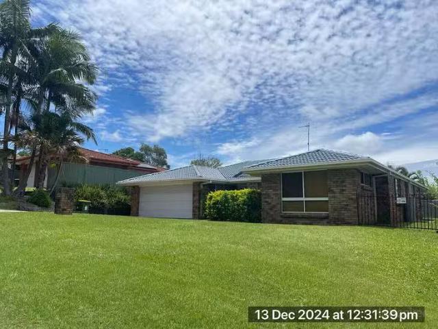 Rental! 32 Daintree Drive, Parkwood, QLD 4214