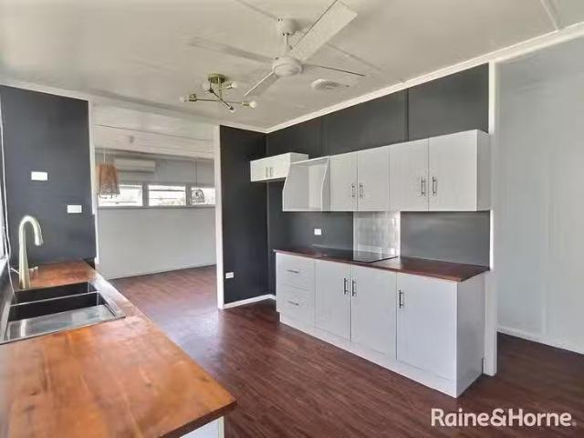Rental! 32 Higgins Street, West Gladstone, QLD 4680