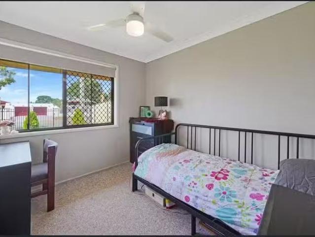 Nice 32 Mayfair Drive, Browns Plains, QLD 4118